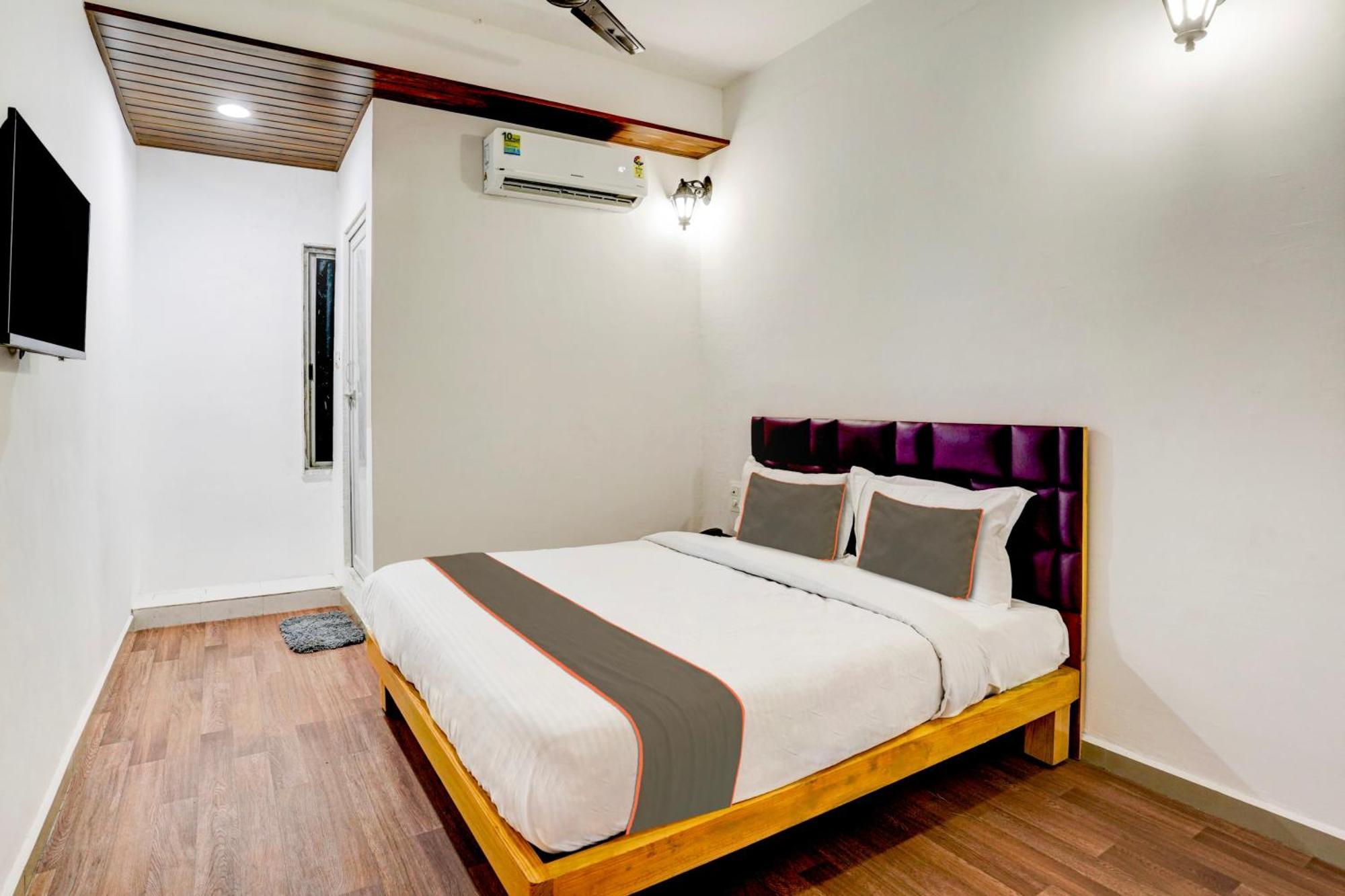 Hotel Silk, Premier Budget Friendly Luxury Hotel In Surat, Perfect For Families, Couples And Business Travelers Zewnętrze zdjęcie